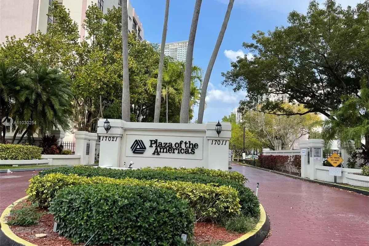 16919 N Bay Rd # 301, Sunny Isles Beach FL 33160