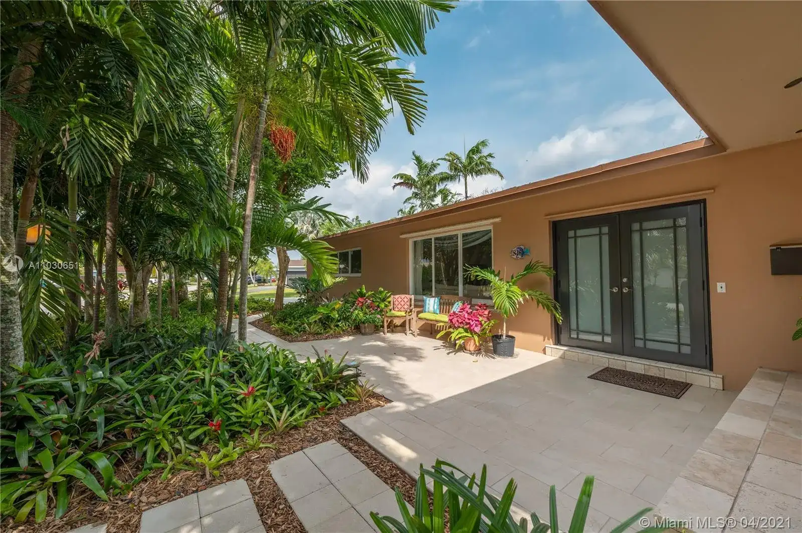 8465 SW 185th St, Cutler Bay FL 33157 photo 3