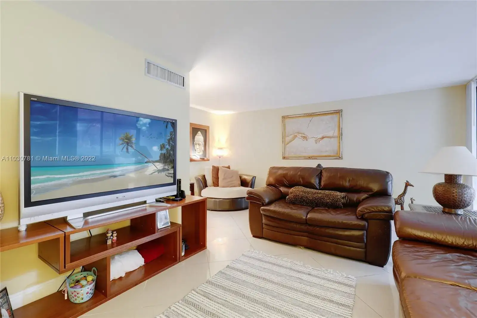 20200 W Country Club Dr, Aventura FL 33180 photo 3