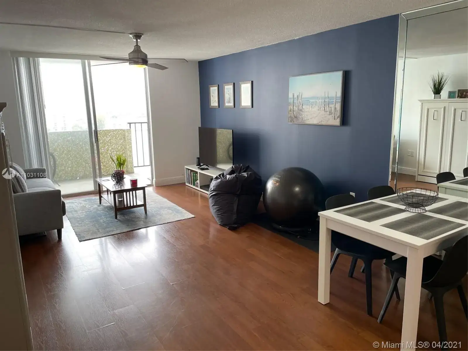 2750 NE 183rd St # 1401, Aventura FL 33160 photo 5