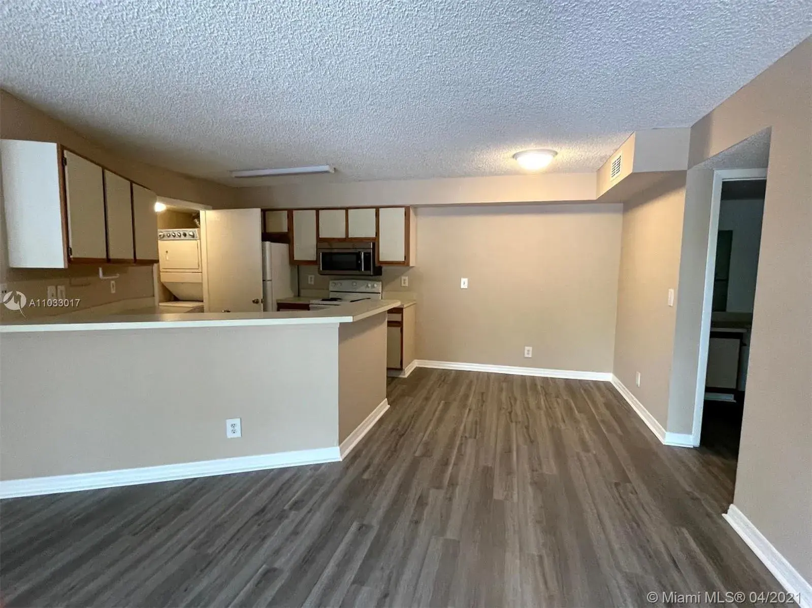 9999 Summerbreeze Dr # 607, Sunrise FL 33322