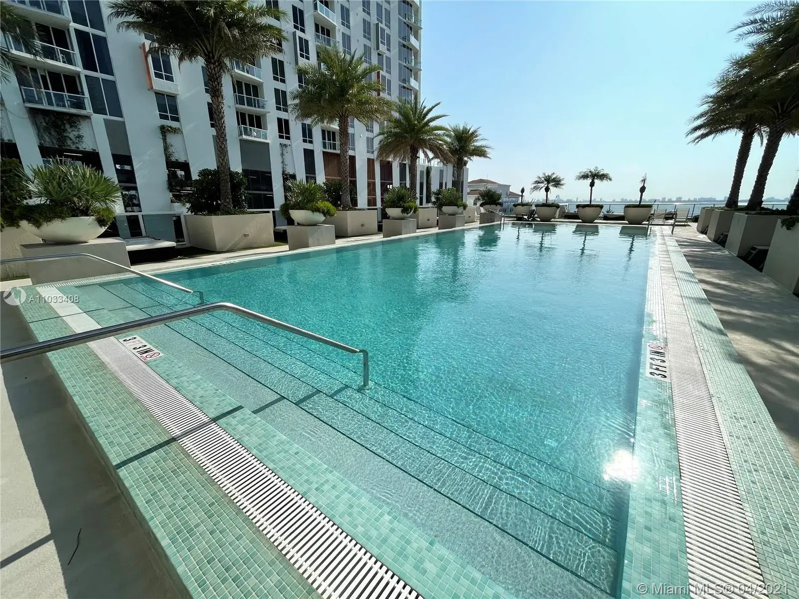 600 NE 27th St # 1102, Miami FL 33137