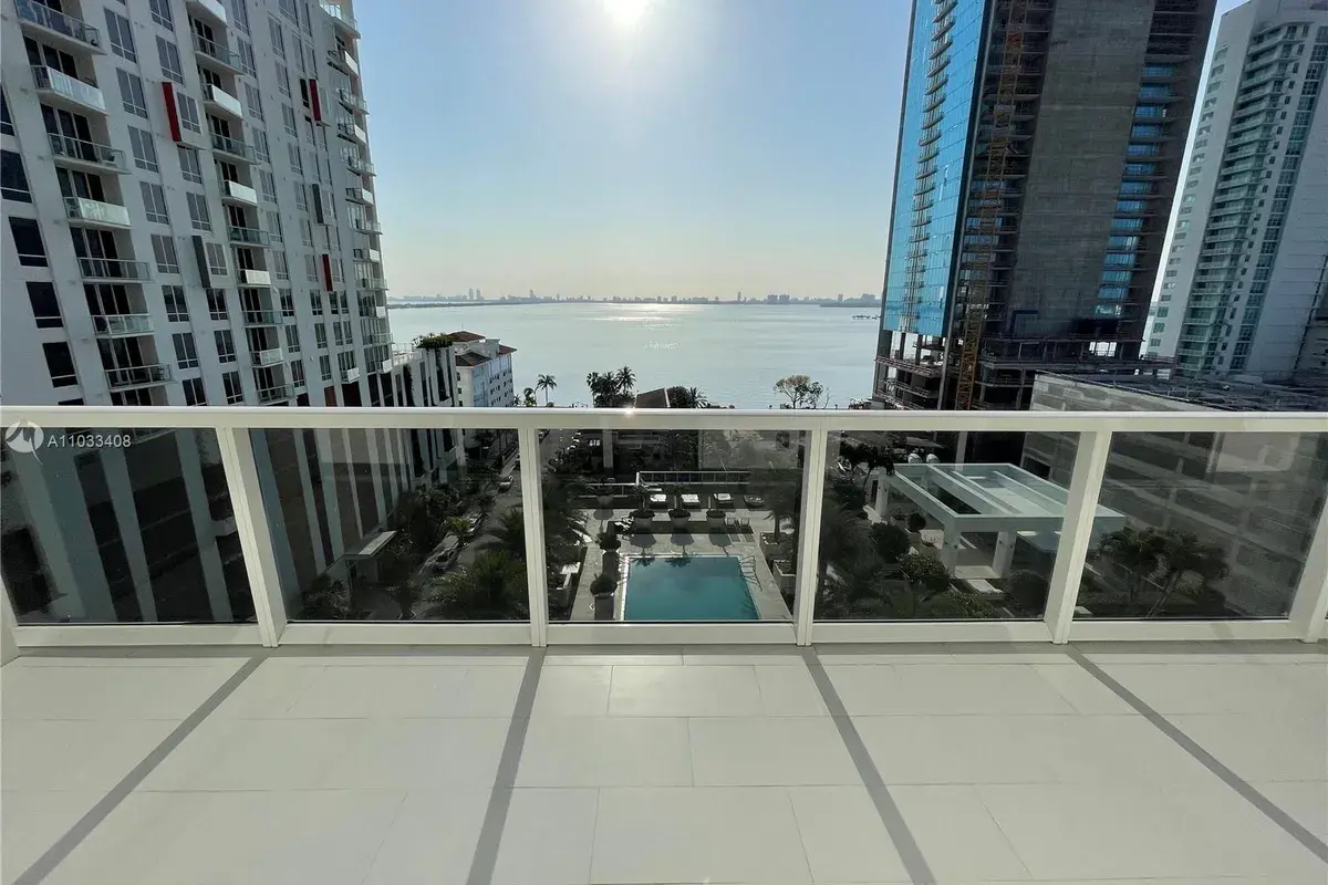 600 NE 27th St # 1102, Miami FL 33137