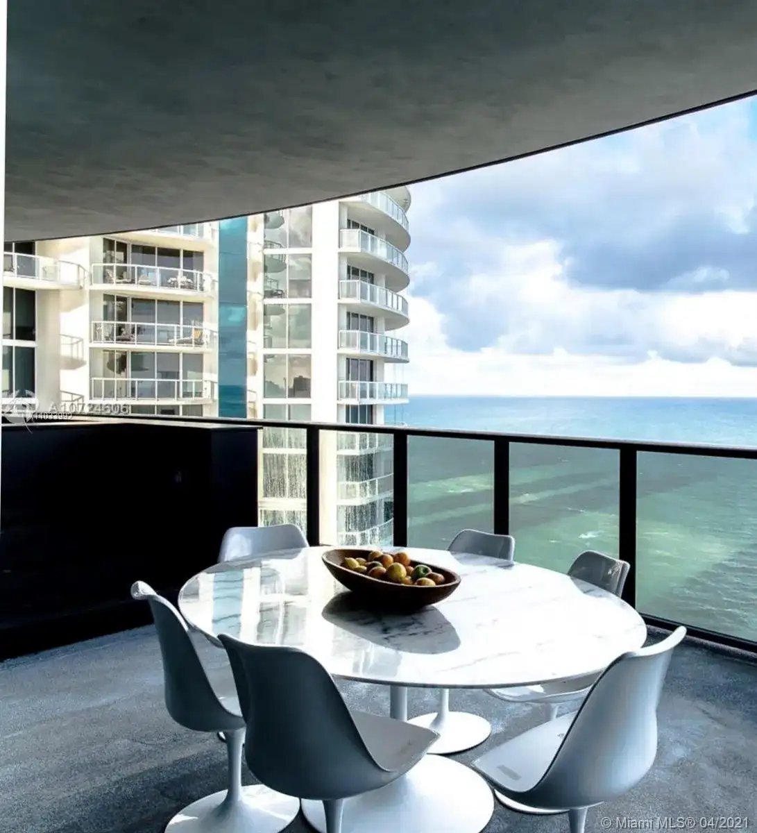 18555 Collins Ave # 2405, Sunny Isles Beach FL 33160 photo 2