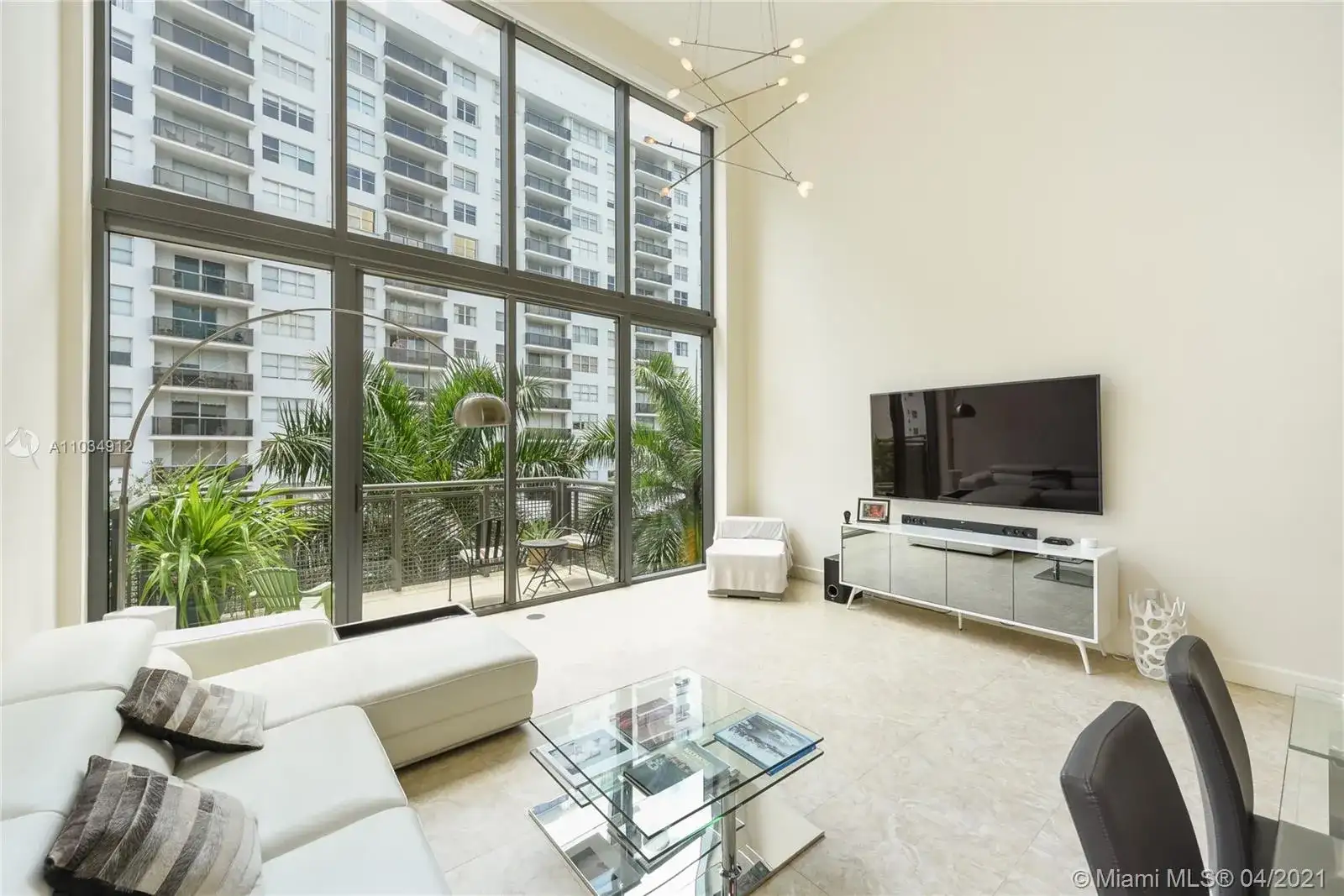 6000 Collins Ave # 505, Miami Beach FL 33140 photo 2