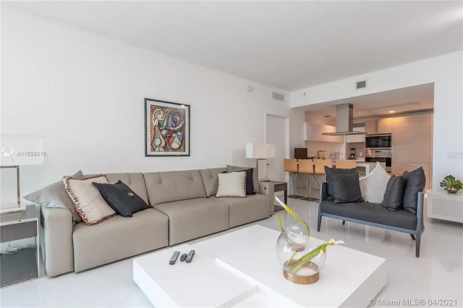 17301 Biscayne Blvd # 2108, North Miami Beach FL 33160 photo 2