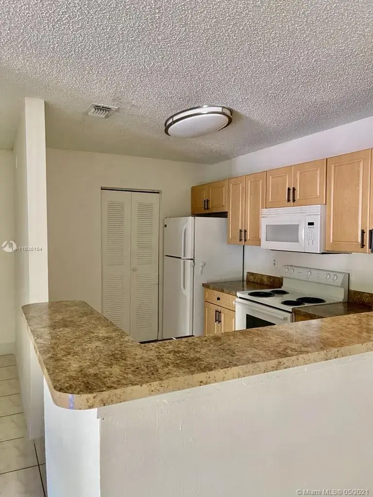 11241 W Atlantic Blvd # 106, Coral Springs FL 33071