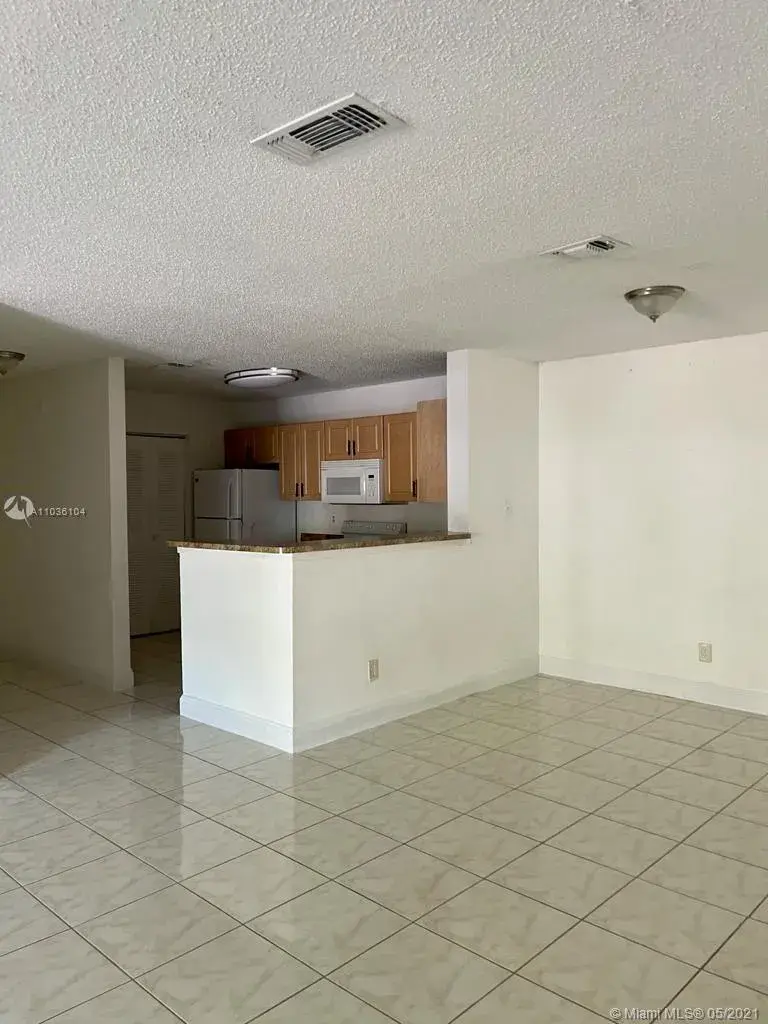 11241 W Atlantic Blvd # 106, Coral Springs FL 33071