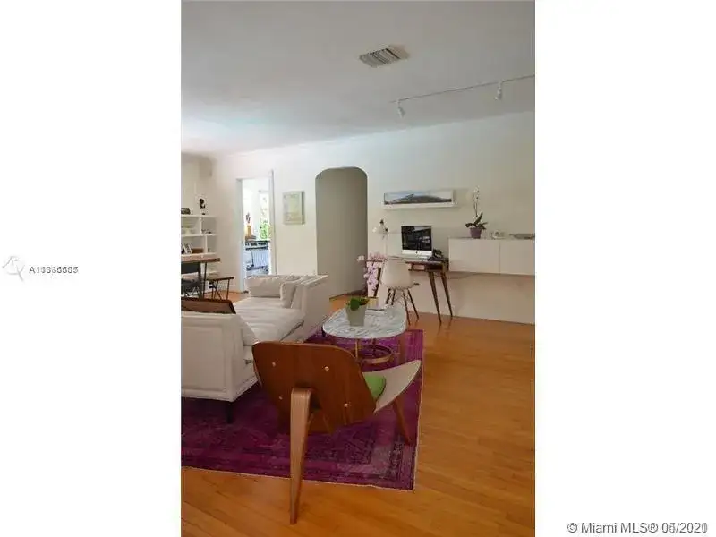 1409 Algardi Ave, Coral Gables FL 33146 photo 4