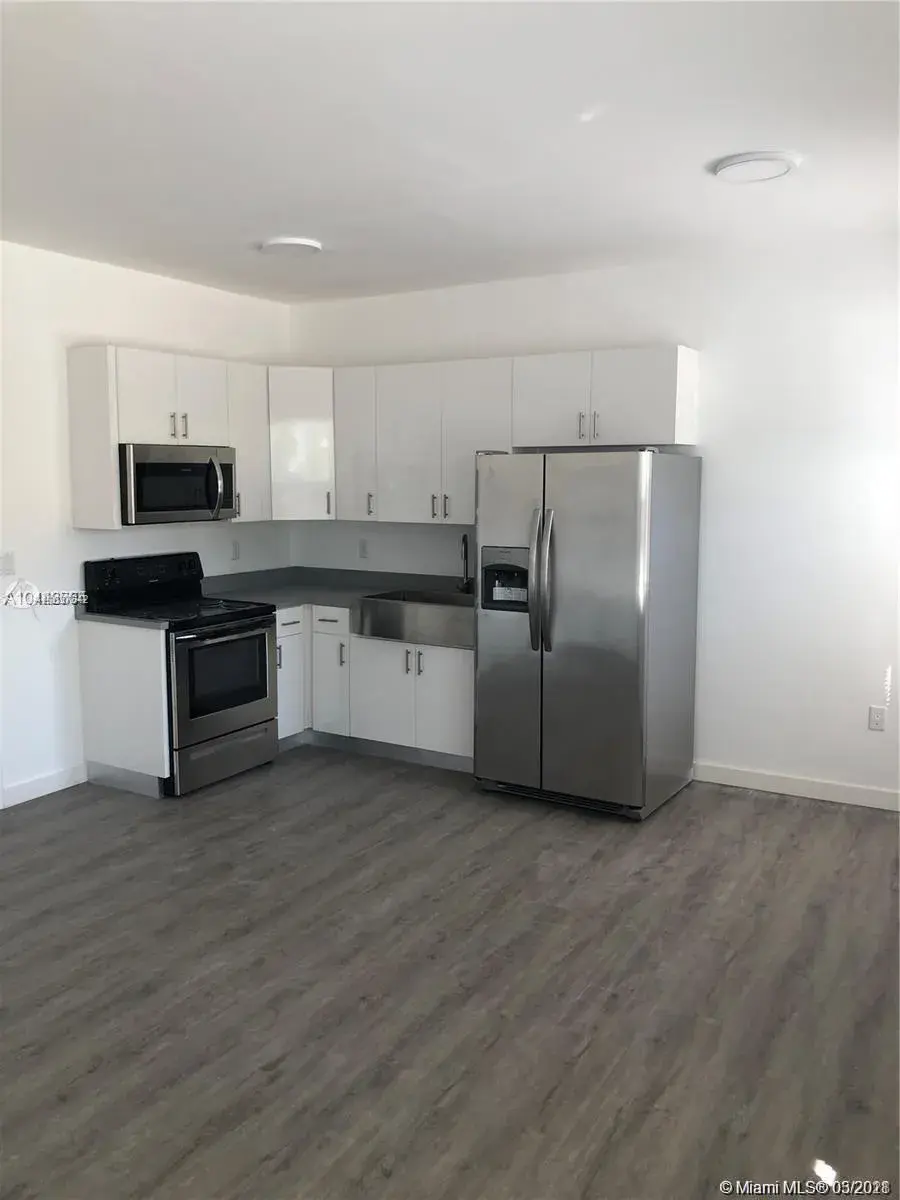 402 NW 12th Ave # 207, Miami FL 33128