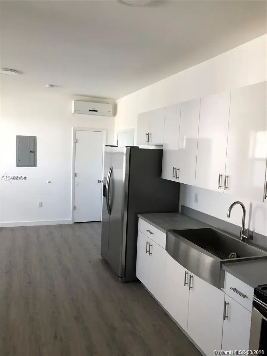 402 NW 12th Ave # 207, Miami FL 33128