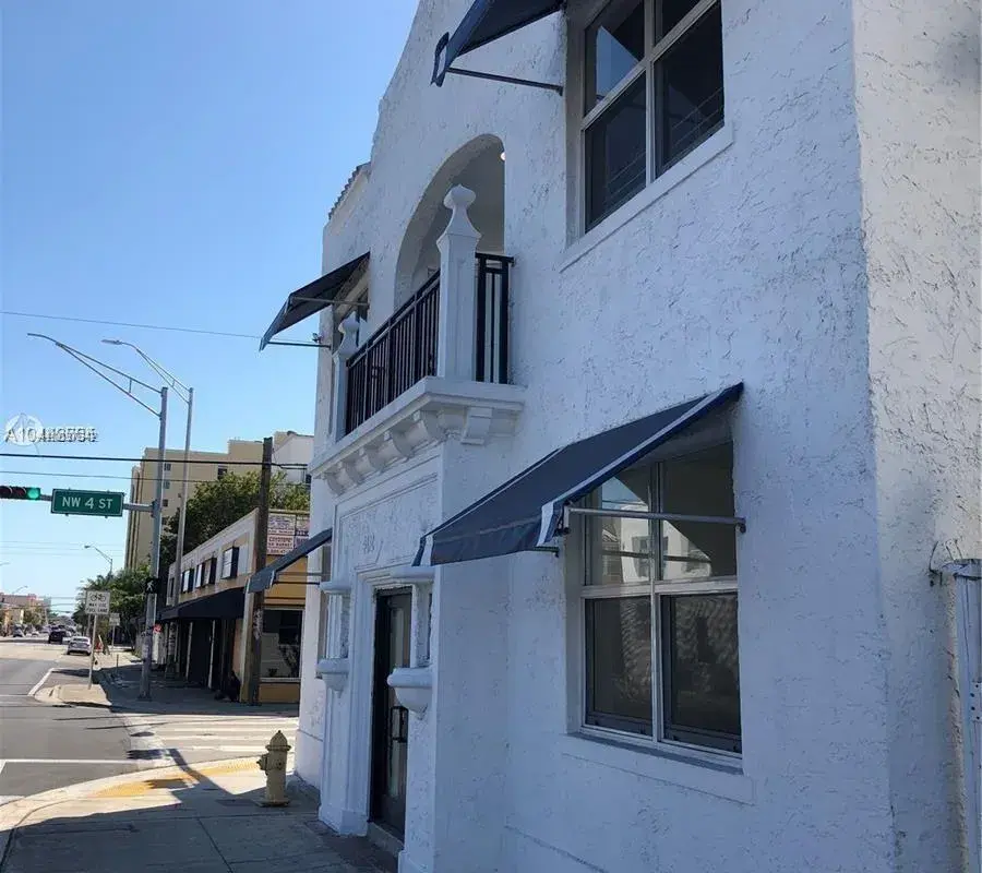 402 NW 12th Ave # 207, Miami FL 33128