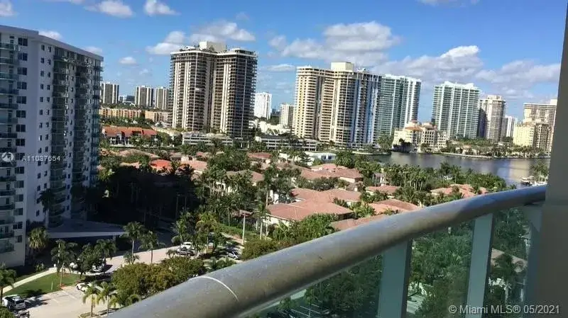19370 Collins Ave # 1208, Sunny Isles Beach FL 33160