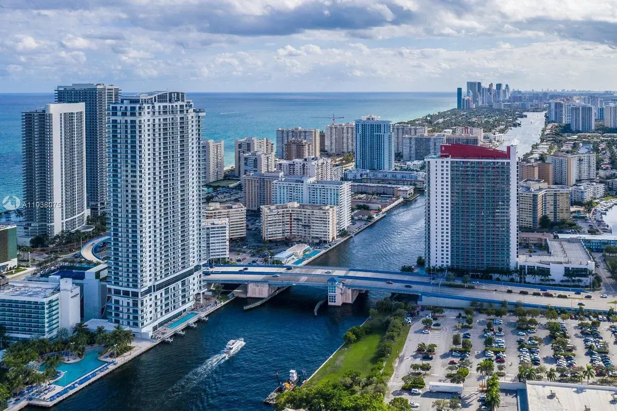 4010 S Ocean Dr # T4109, Hollywood FL 33019