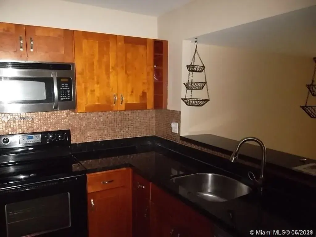 20379 W Country Club Dr # 540, Aventura FL 33180
