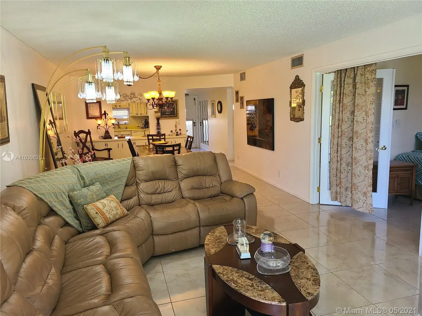 9820 S Hollybrook Lake Dr # 202, Pembroke Pines FL 33025 photo 4