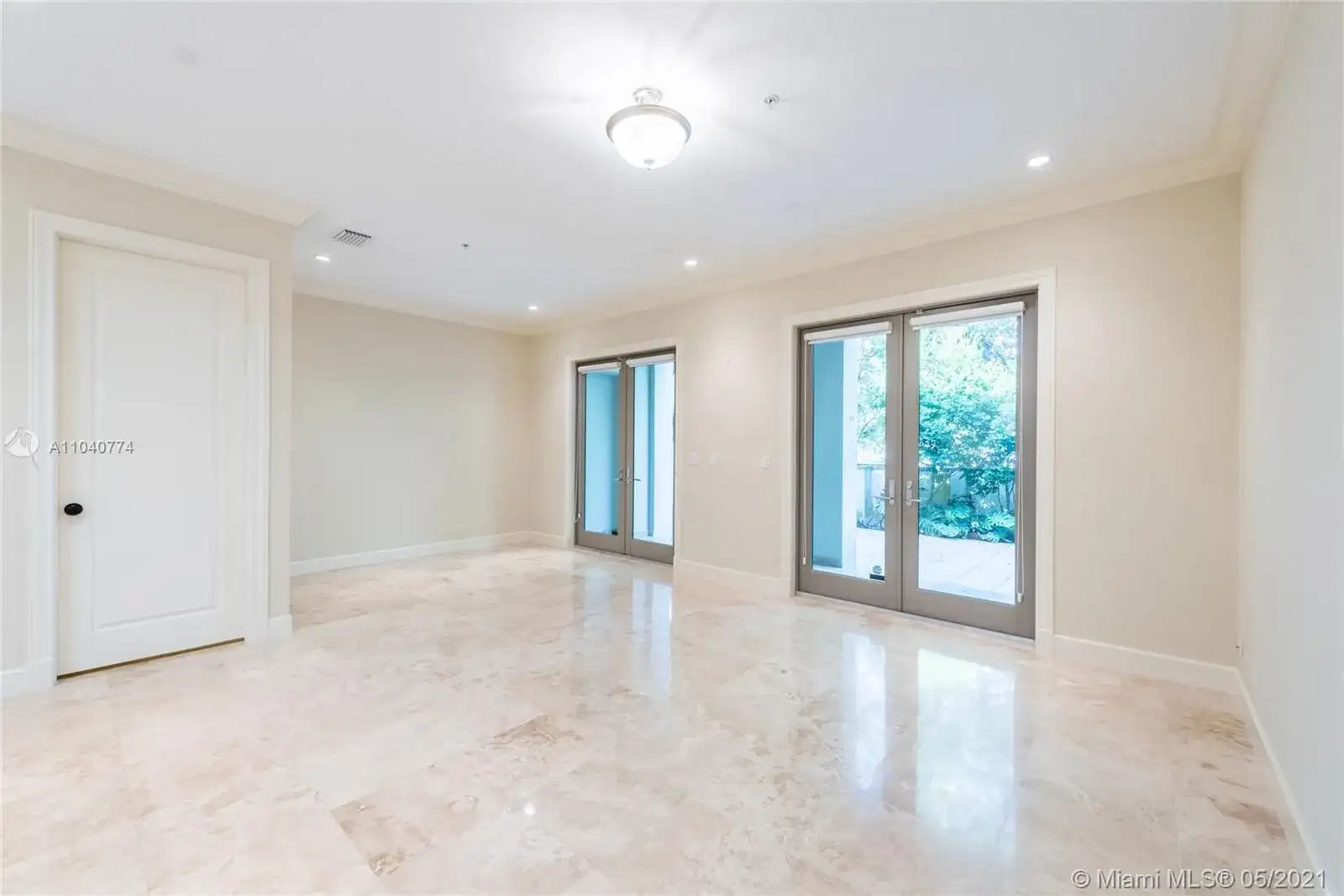 7430 SW 56th Ct, Miami FL 33143 photo 5