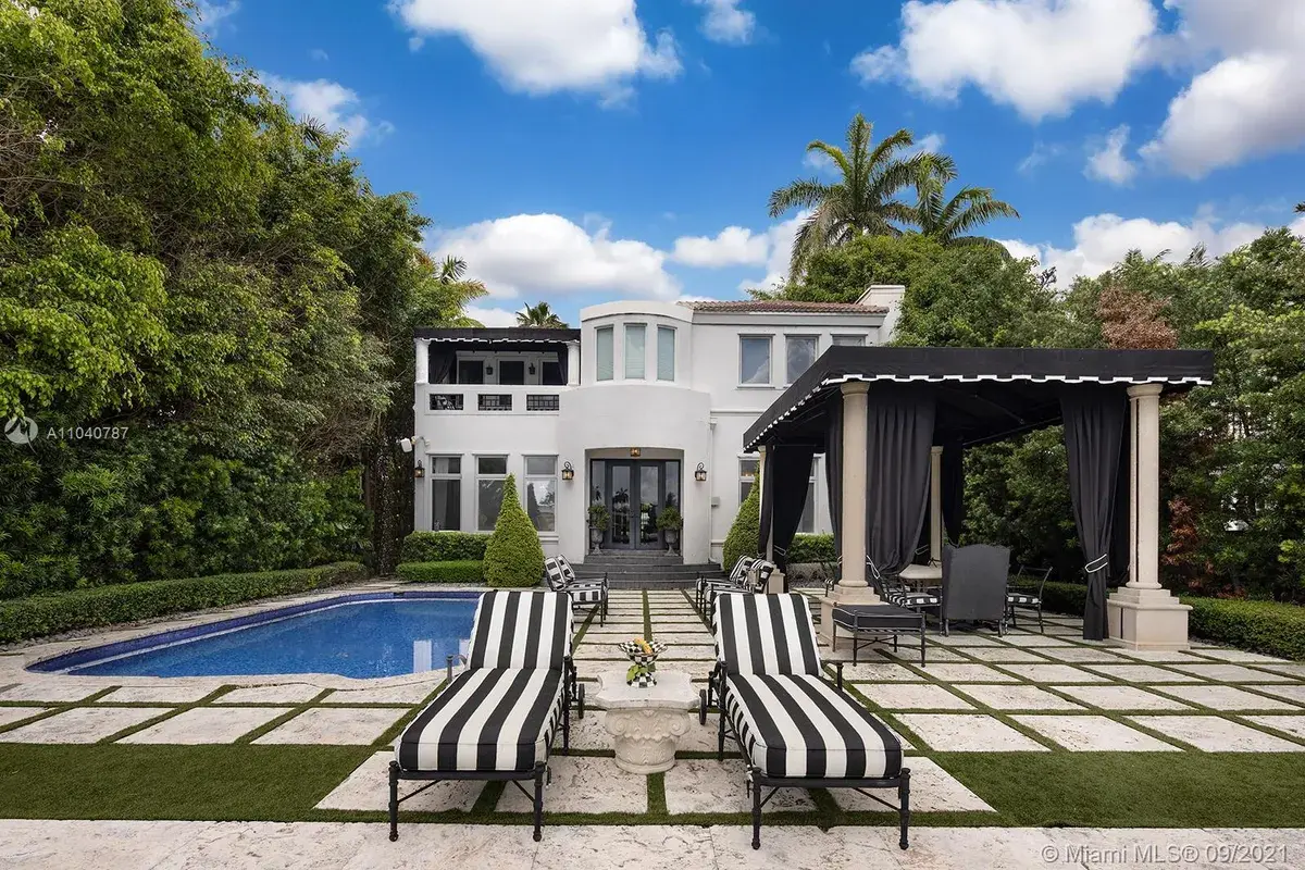 15 E San Marino, Miami FL 33139