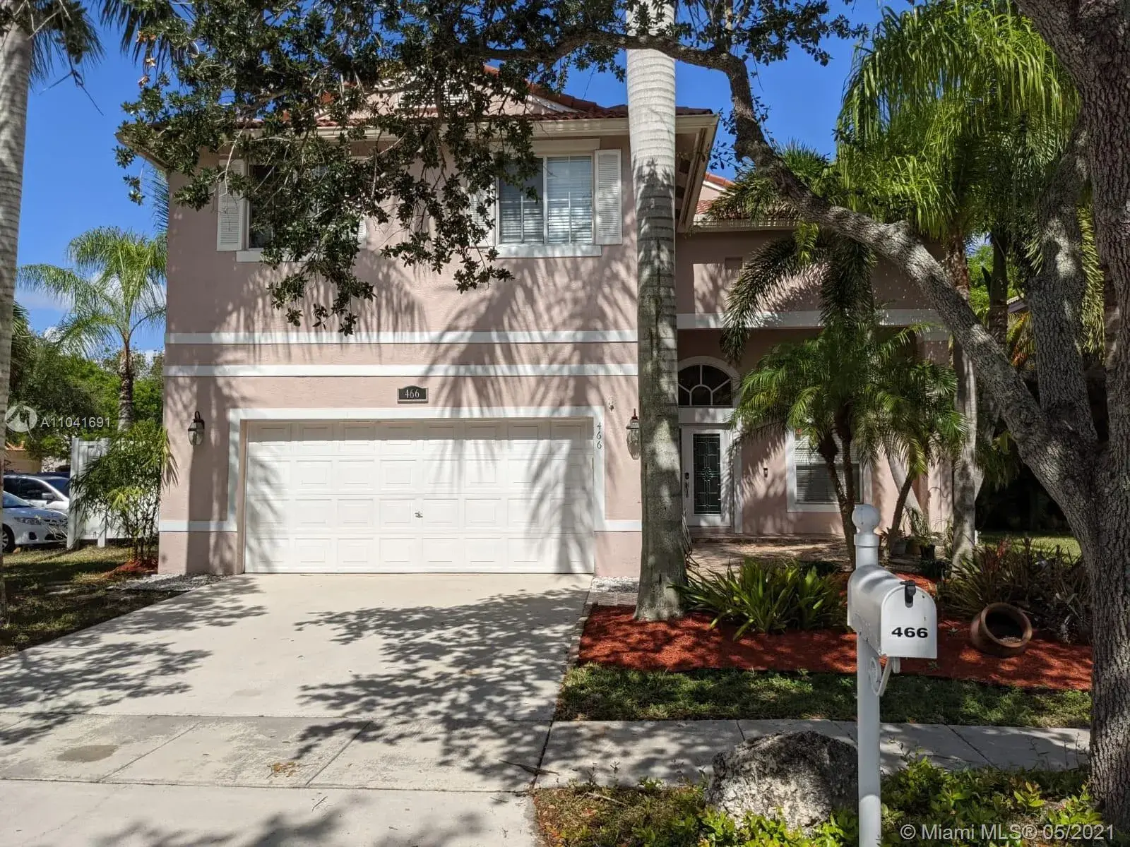466 SW 191st Ter, Pembroke Pines FL 33029