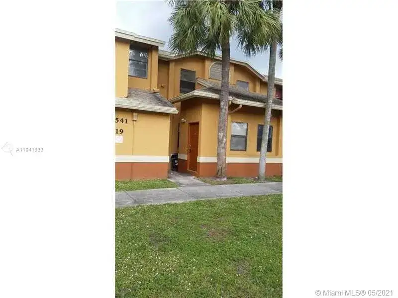2541 NW 56th Ave # 19, Lauderhill FL 33313 photo 5