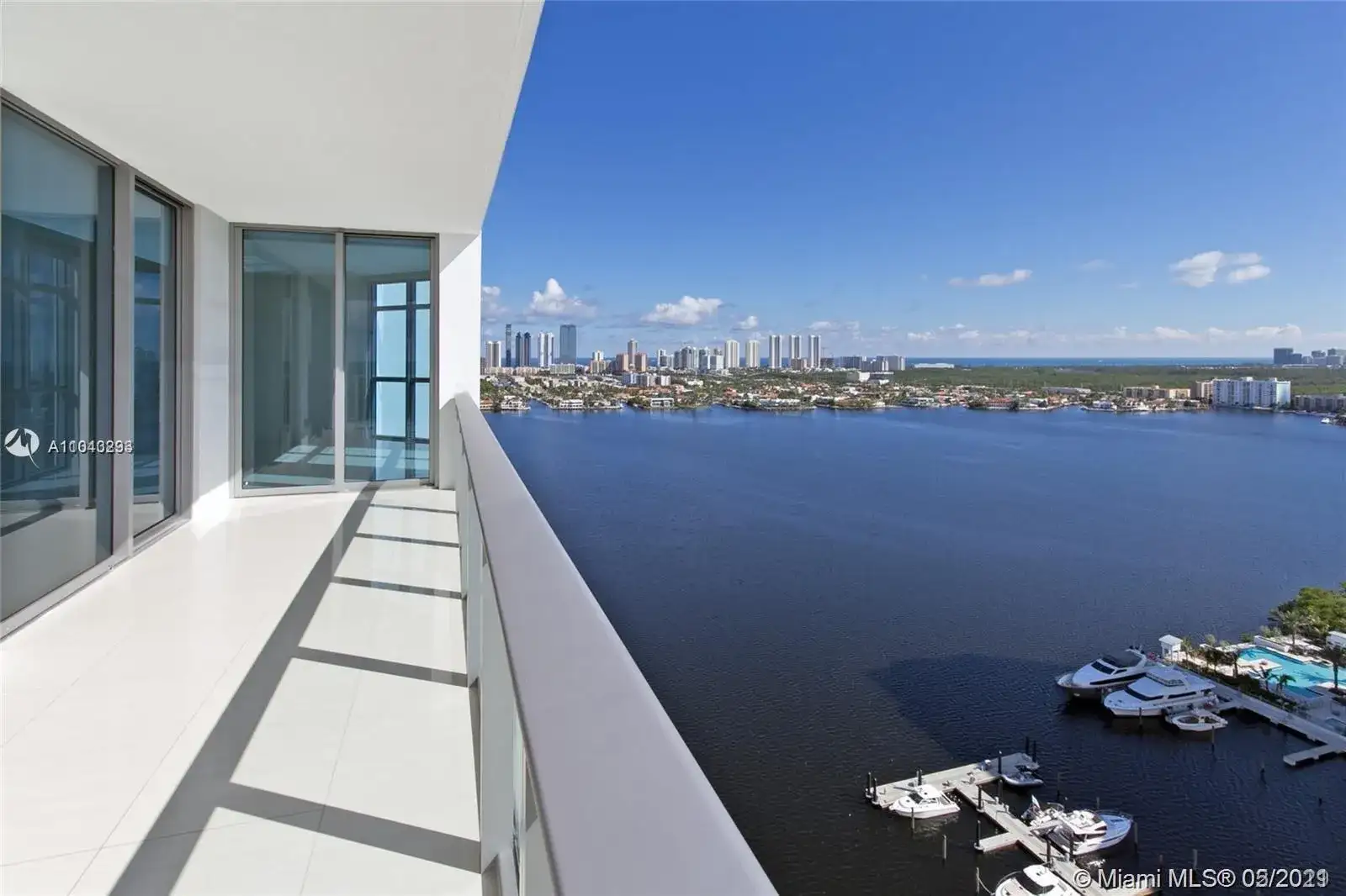 17301 Biscayne Blvd # 2301, North Miami Beach FL 33160 photo 3