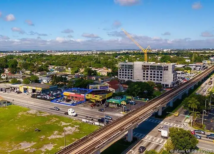 2735 NW 54th St, Miami FL 33142 photo 4