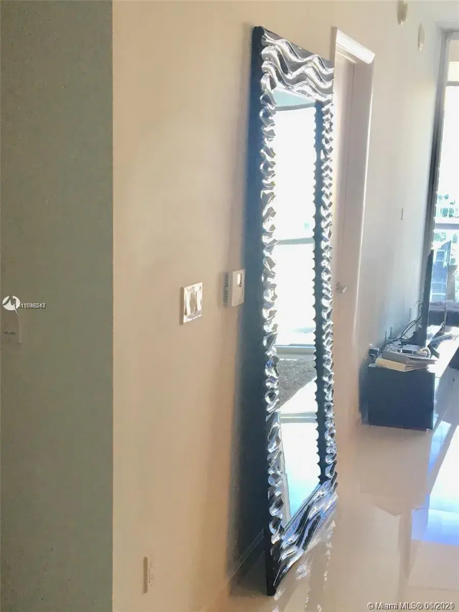 475 Brickell Ave # 4514, Miami FL 33131