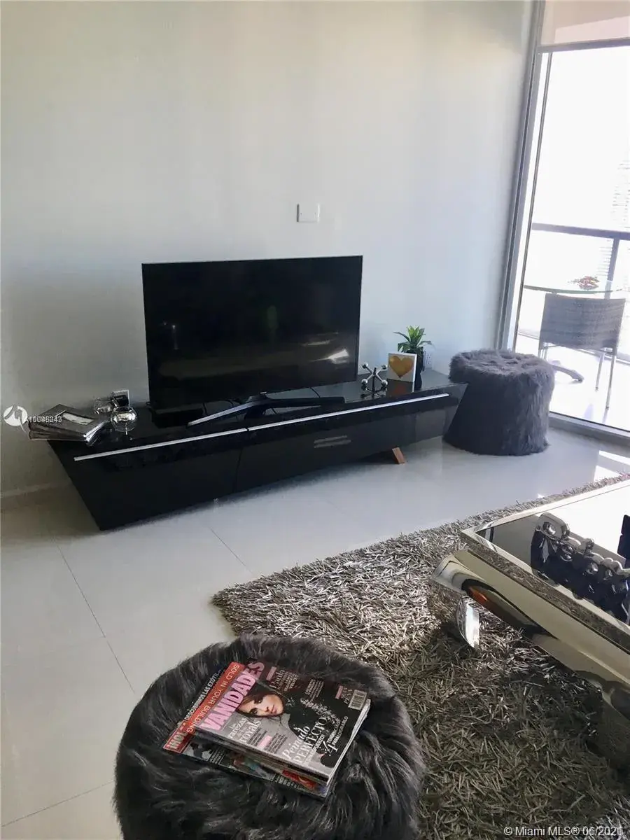 475 Brickell Ave # 4514, Miami FL 33131