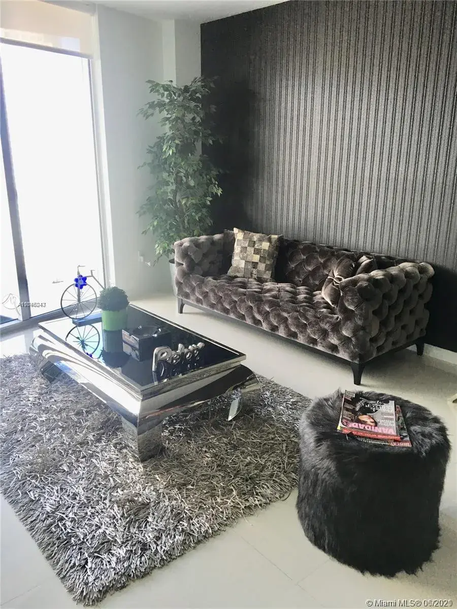 475 Brickell Ave # 4514, Miami FL 33131