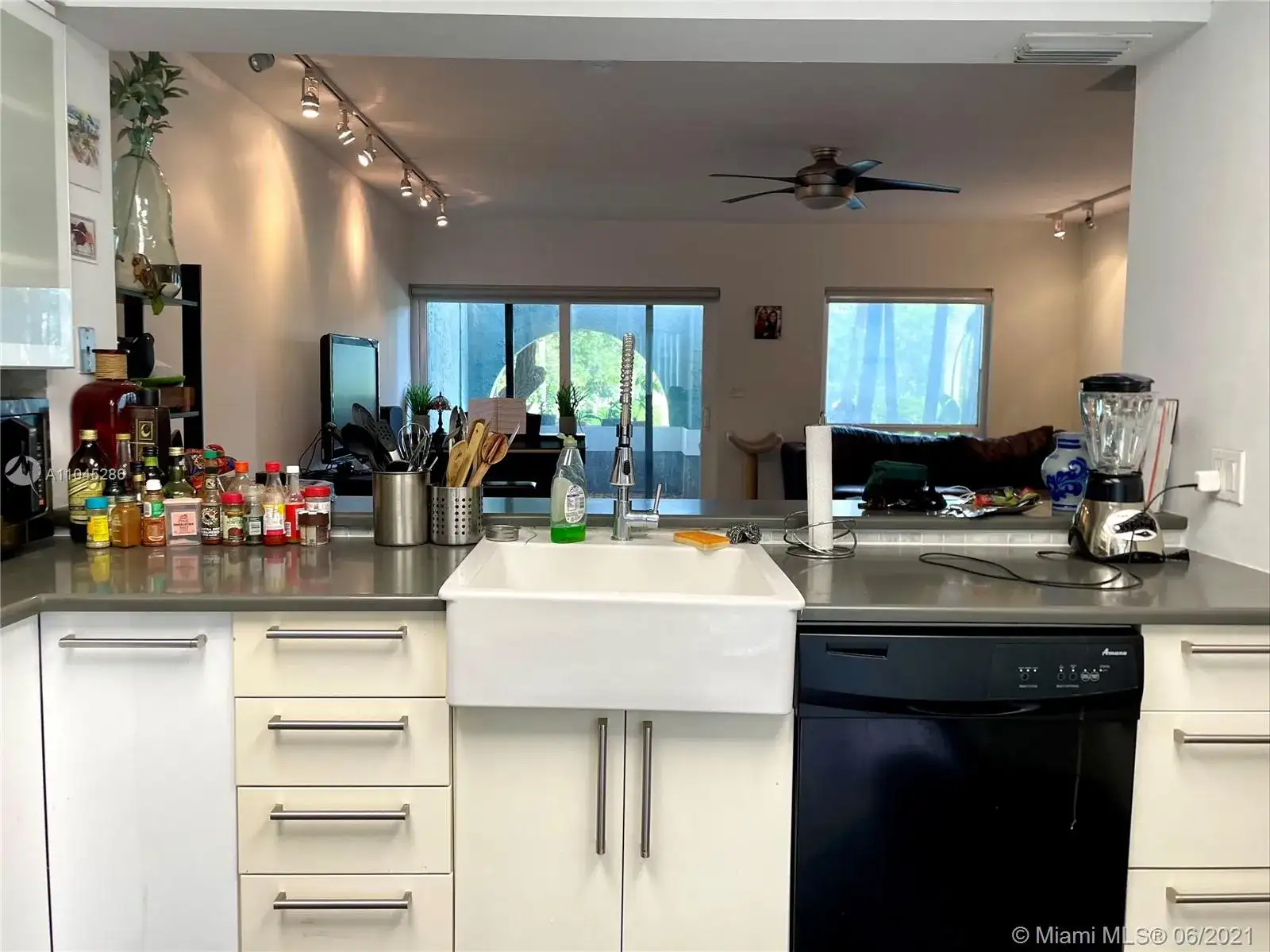 3804 NE 6th Ave # 3, Miami FL 33137 photo 3