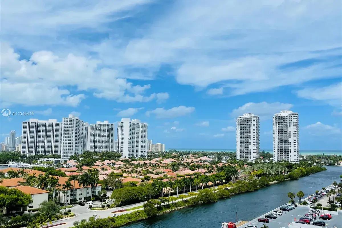 3625 N Country Club Dr # 1201, Aventura FL 33180