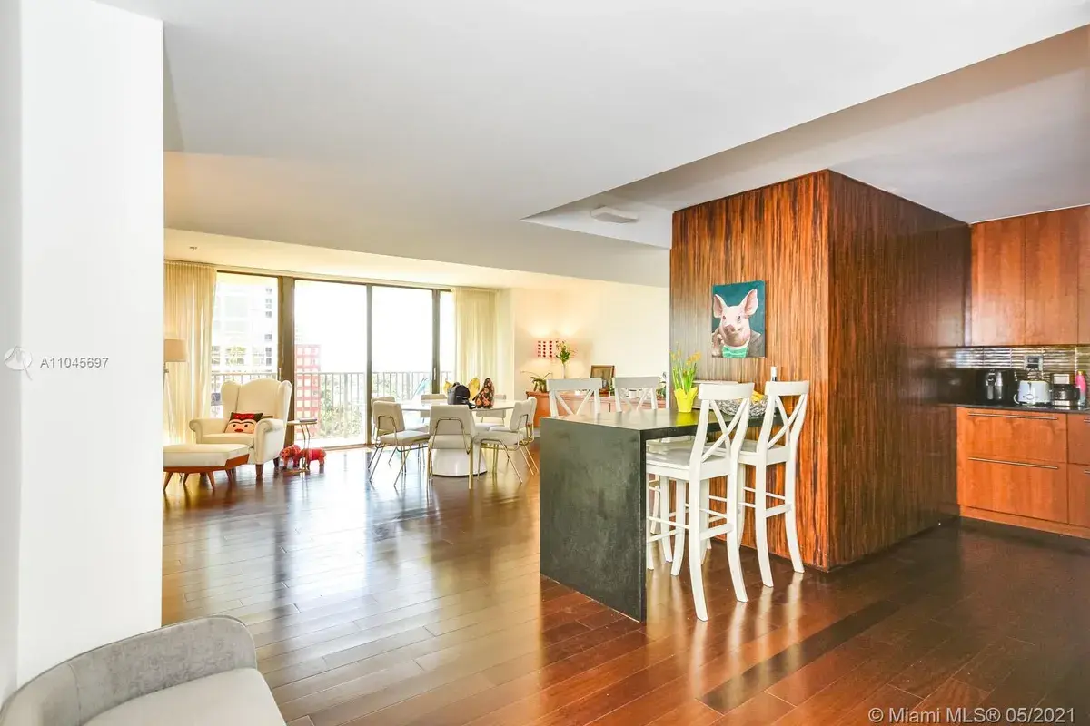 1450 Brickell Bay Dr # 1907, Miami FL 33131