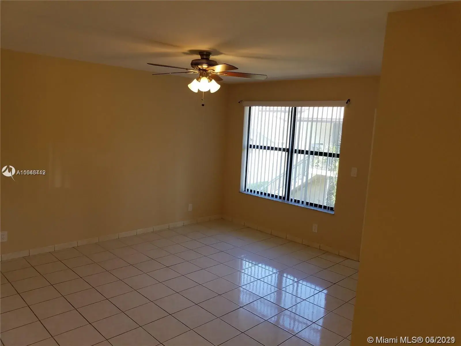 10017 Winding Lake Rd # 201, Sunrise FL 33351