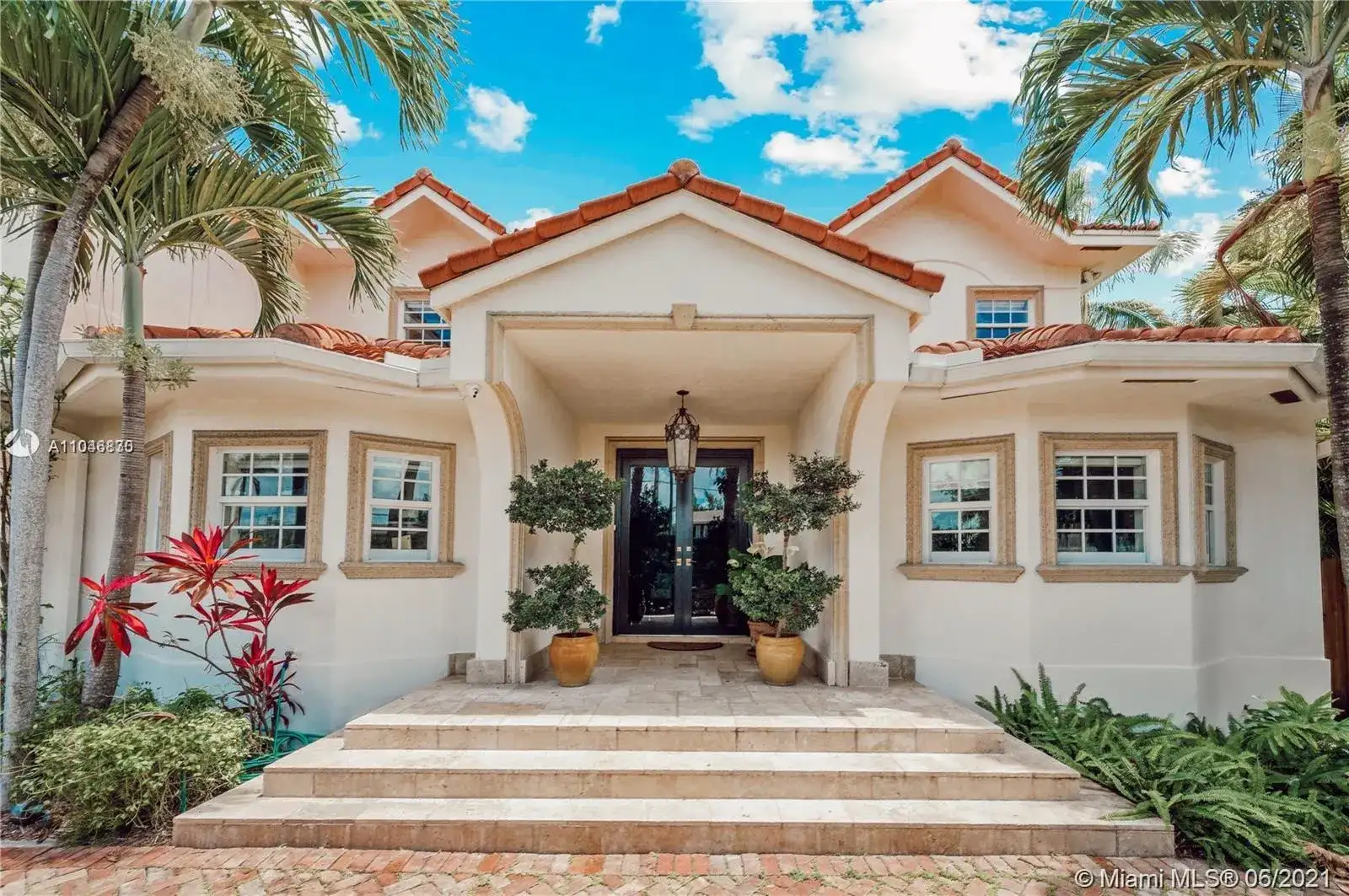 431 Layne Blvd, Hallandale Beach FL 33009 photo 2