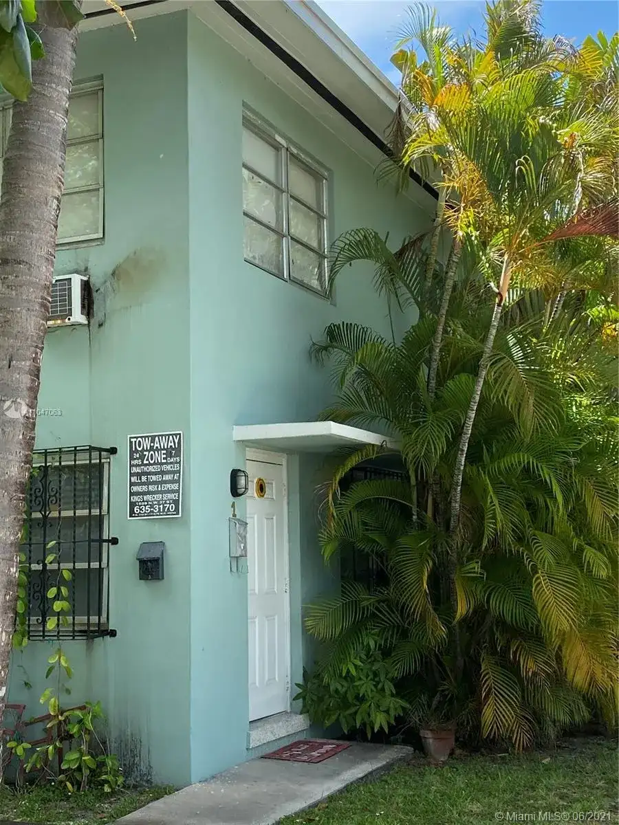 2655 SW 24th Ave, Miami FL 33133 photo 2