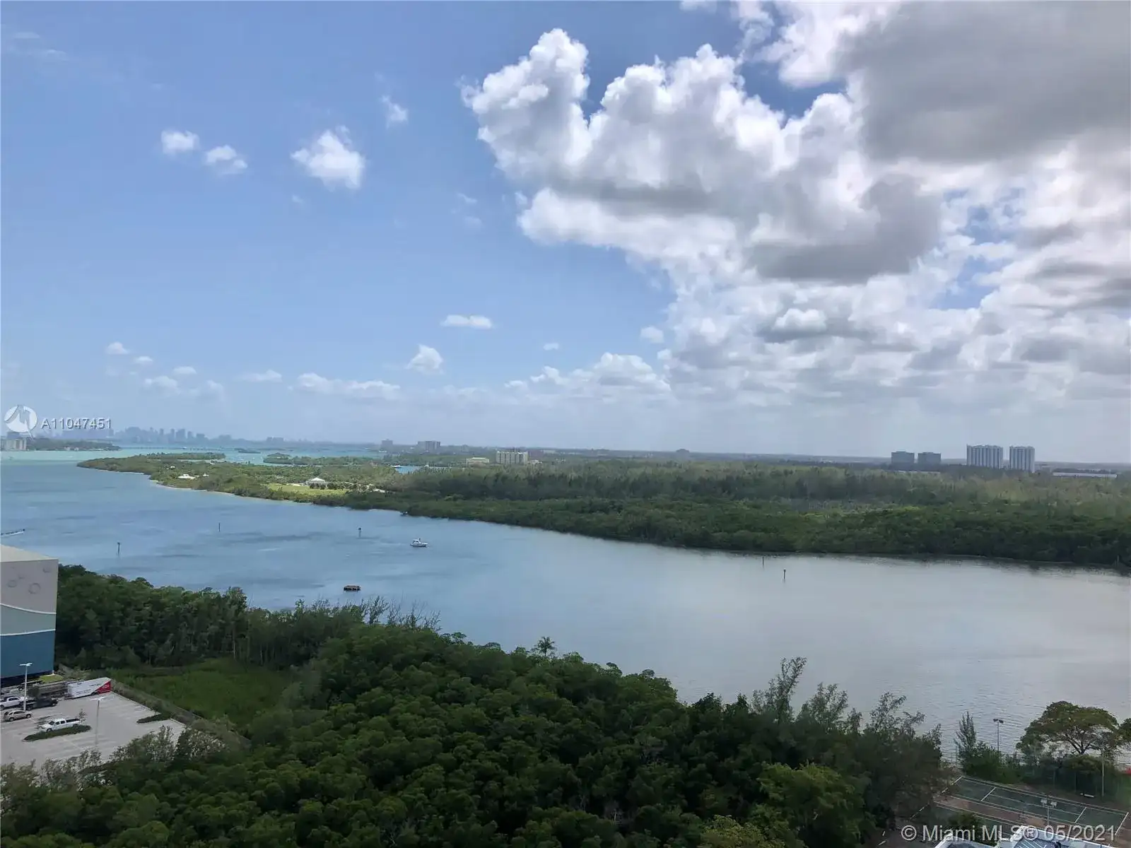 100 Bayview Dr # 2021, Sunny Isles Beach FL 33160 photo 4