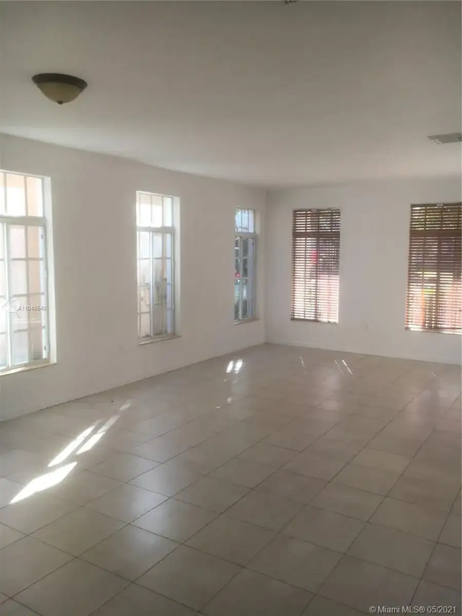 27411 SW 139th Pl, Homestead FL 33032 photo 5