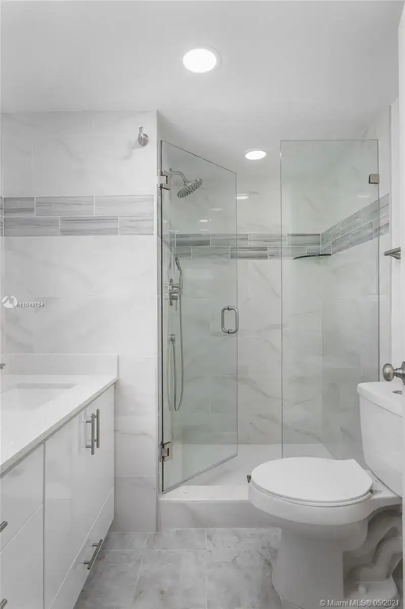 2700 W Sunrise Lakes Dr # 103, Sunrise FL 33322 photo 5