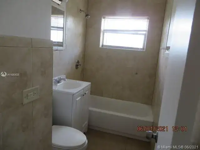 20715 Coral Sea Rd, Cutler Bay FL 33189 photo 4