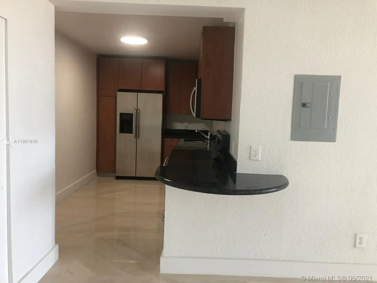 401 69th St # 711, Miami Beach FL 33141 photo 2