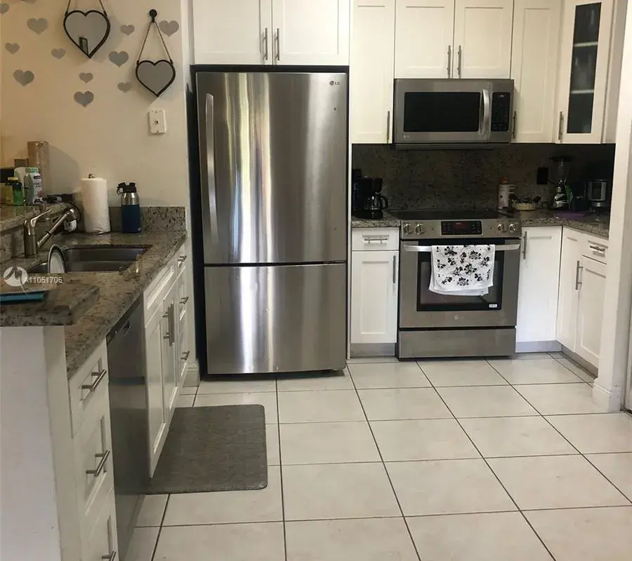 7210 NW 114th Ave # 10615, Doral FL 33178