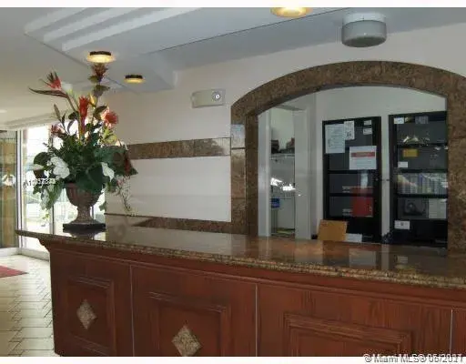18011 Biscayne Blvd # 803, Aventura FL 33160
