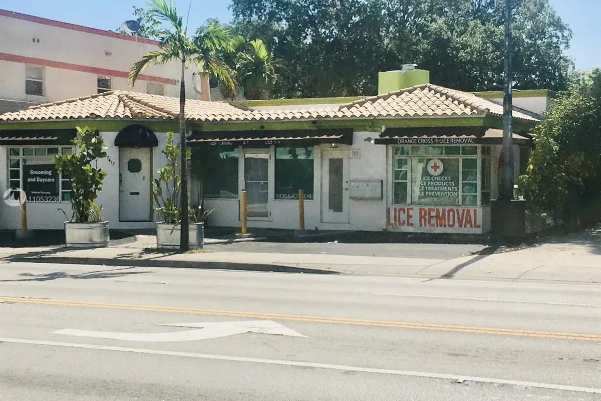 7613 Biscayne Blvd, Miami FL 33138