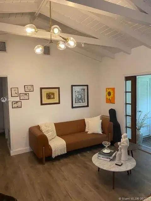 738 Fernwood Rd, Key Biscayne FL 33149