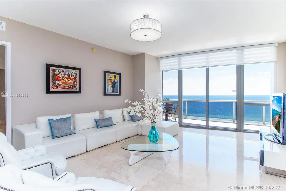 15901 Collins Ave # 1607, Sunny Isles Beach FL 33160