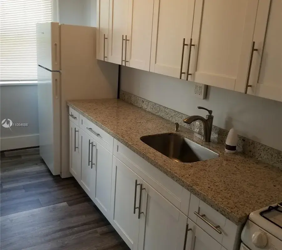 1521 SE 2nd Ct # 6, Fort Lauderdale FL 33301