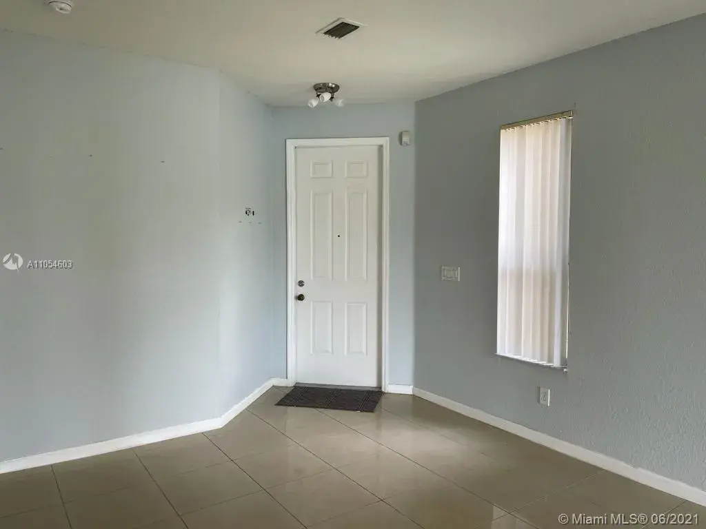 3708 NE 22nd Pl, Homestead FL 33033