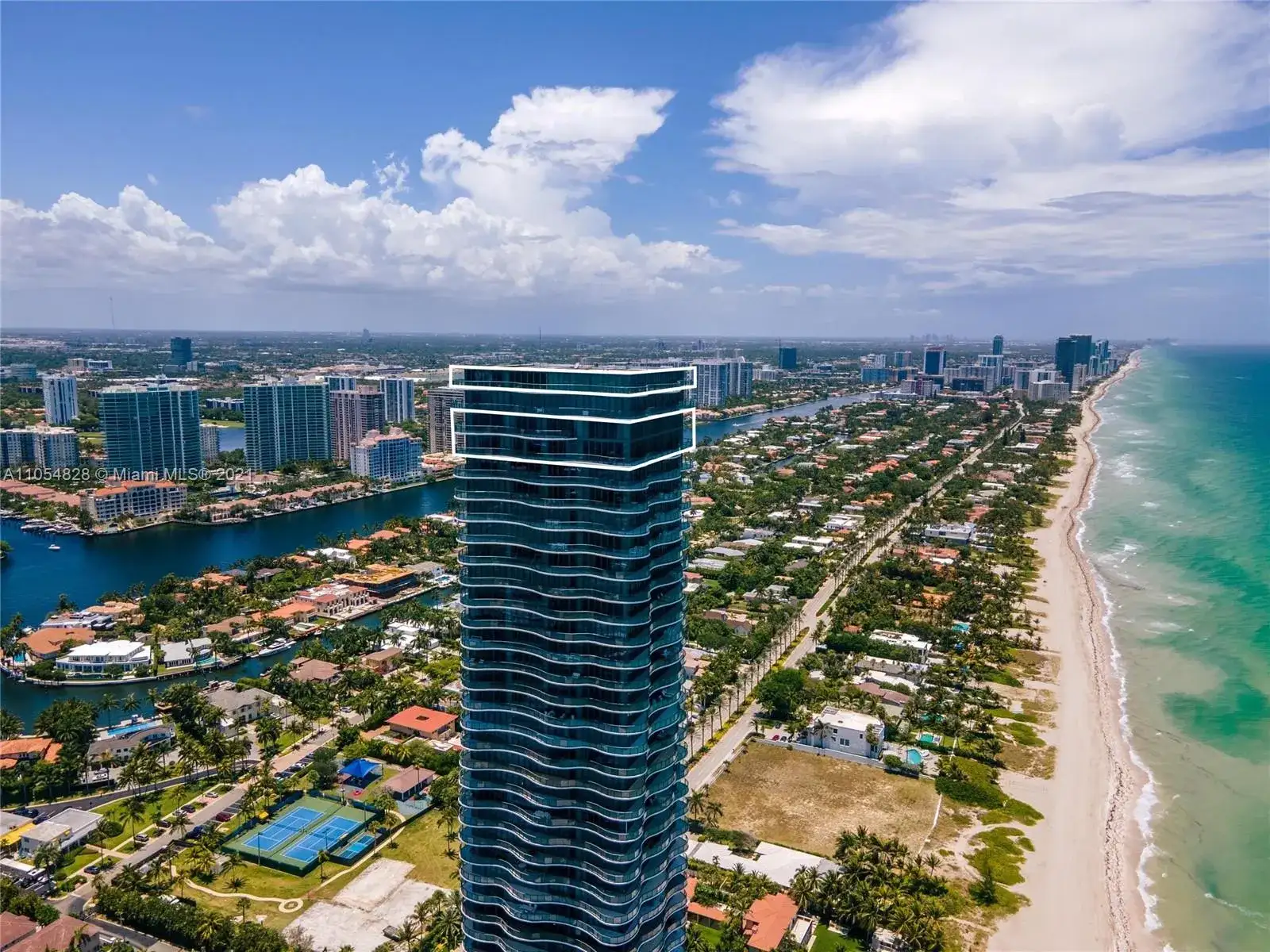 19575 Collins Ave # 43, Sunny Isles Beach FL 33160 photo 2