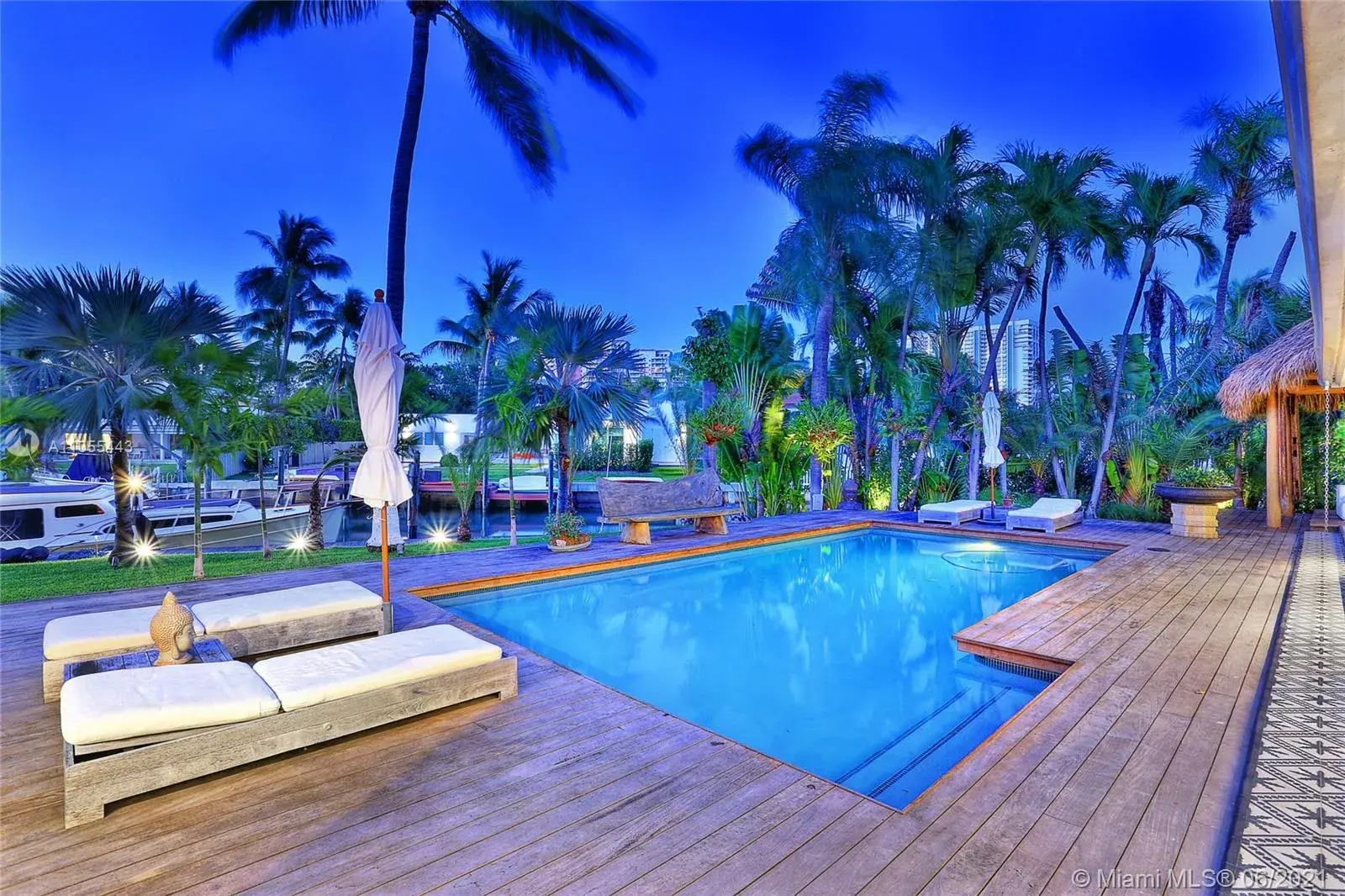 101 Cape Florida Dr, Key Biscayne FL 33149