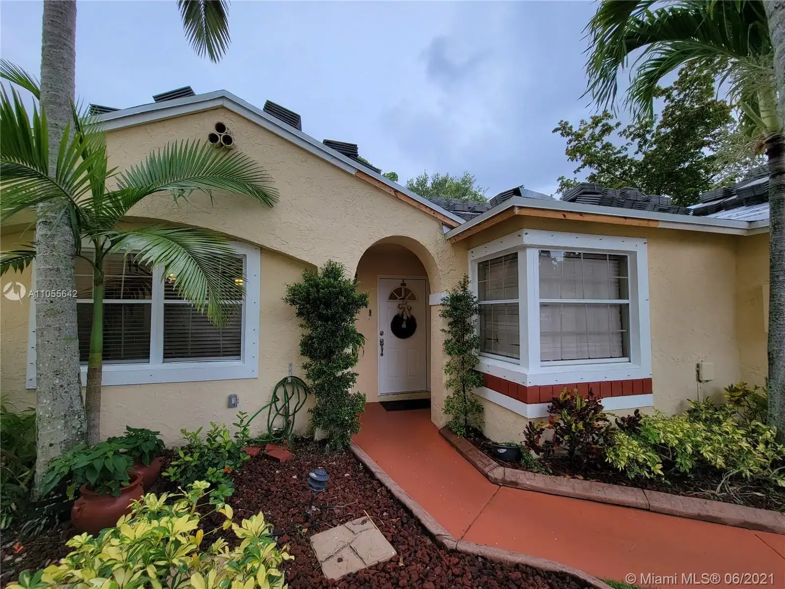 800 nw 99th, Plantation FL 33324 photo 2